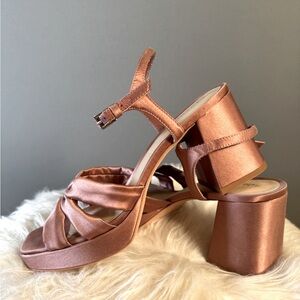 Reformation, size 7.5, pink satin